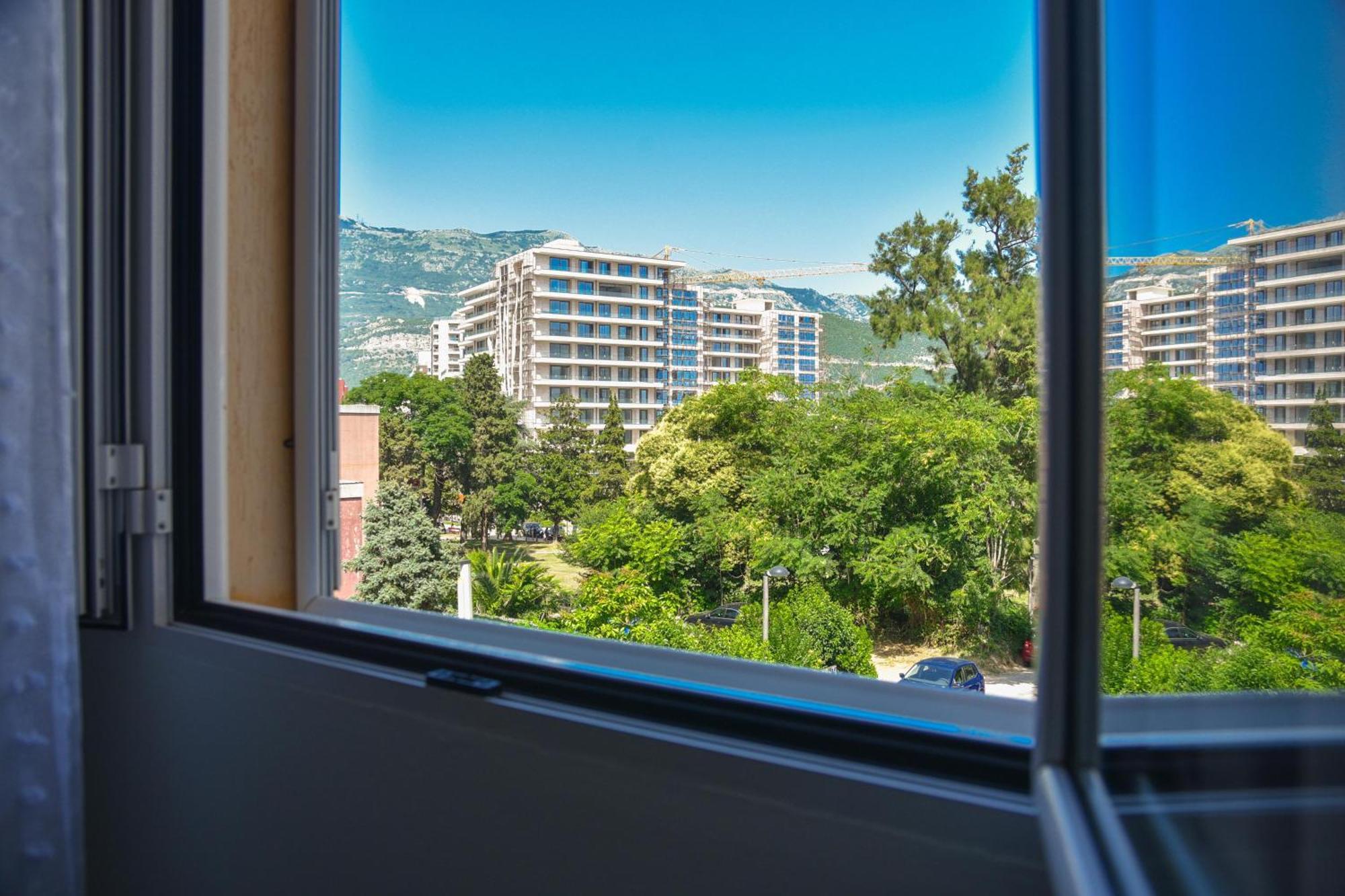 Gospostina Prima Apartment Будва Екстериор снимка